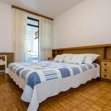 With Parking Space Njivice, Krk - 20547 *